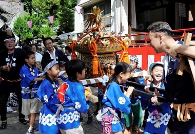 橋戸稲荷神社秋季大祭のようす01